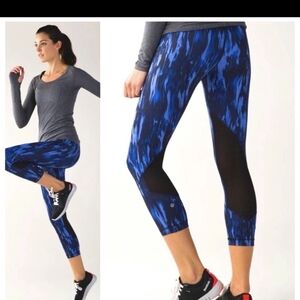 Lululemon All Meshed Up 7/8 Tight Painted Animal Sprinkler Blue Black Size 8